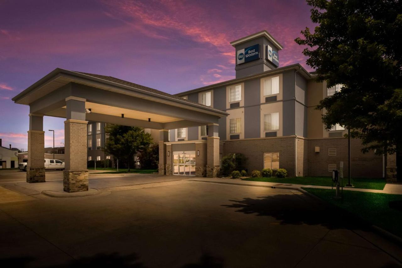 Best Western Coffeyville Central Business District Inn And Suites 外观 照片