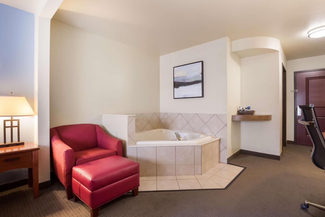 Best Western Coffeyville Central Business District Inn And Suites 外观 照片